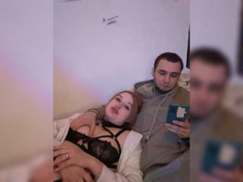 Foxirox webcam bongacams model stream image