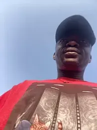 ThugMansion420 webcam model stream image