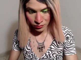 hugedanexxx webcam model stream image