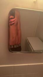 Opera26 webcam model stream image