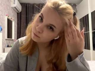 milaflores webcam model stream image