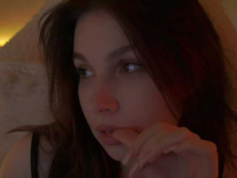 DramaQueen_ webcam model stream image