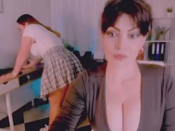 whisper_storm webcam model stream image