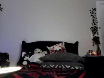 ivey_strigoi webcam model stream image