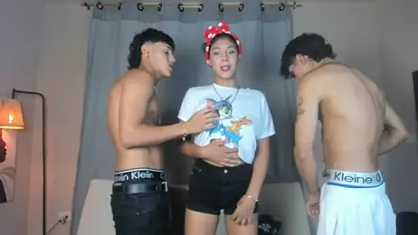 Tinygiirls webcam model stream image