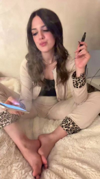 GoddessAde webcam model stream image