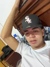 JoanG10 webcam model stream image