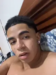 JoanG10 webcam stripchat model stream image