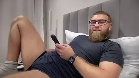 Bear_bear_ webcam model stream image