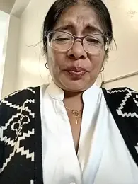 __valentina18 webcam model stream image