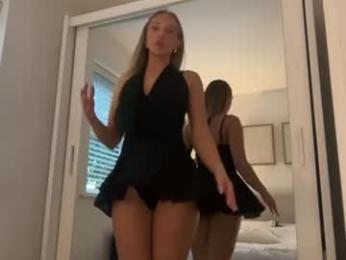 rosebella_ webcam model stream image