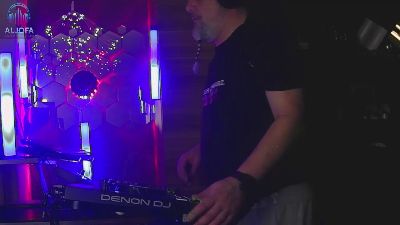 1st_omen webcam model stream image