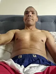 Jonnes-z webcam stripchat model stream image