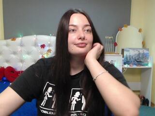 Milana Ora webcam model stream image