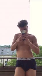 youngplayboymm webcam cam4 model stream image