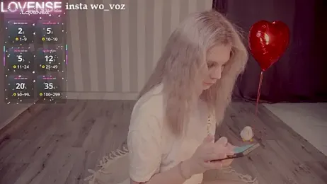 Careful_i_bite webcam stripchat model stream image