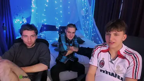 travis_wolf_ webcam model stream image