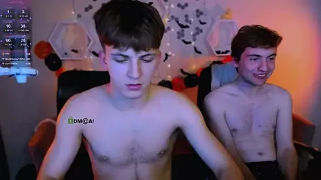 travis_wolf_ webcam model stream image