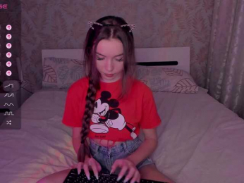 YonaBones webcam model stream image