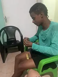 Nethinhoo webcam model stream image