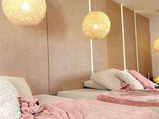 pamela-west webcam model stream image