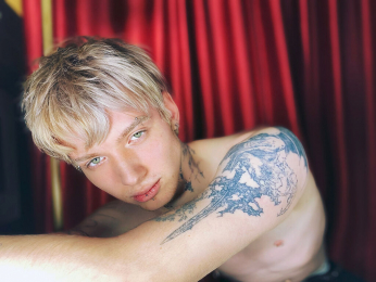 TravisClass webcam model stream image