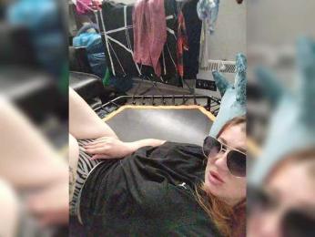 BESTIYA-RUSa webcam model stream image