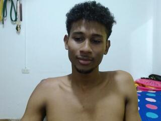 Jon Unai webcam flirt4free model stream image