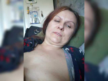 Juli-huston webcam model stream image