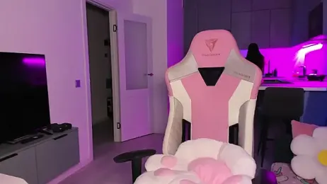 wow_lovie webcam model stream image