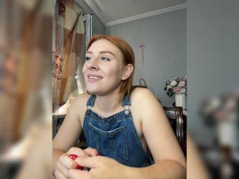 RedheadDevil webcam model stream image
