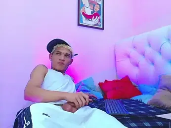 EL_VENEZOLANO_22CM webcam stripchat model stream image