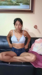 Monica2702 webcam model stream image