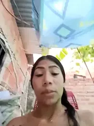 Rous-squir webcam model stream image