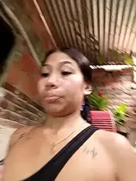 Rous-squir webcam model stream image