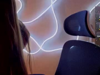 evapuff webcam model stream image