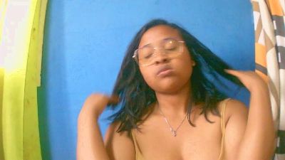 Aurelia00 webcam model stream image