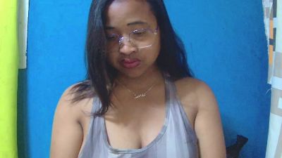 Aurelia00 webcam model stream image