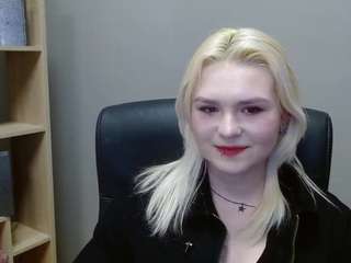 sweetlilyxo webcam model stream image