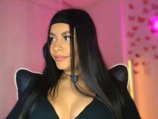 layla-nicols webcam model stream image