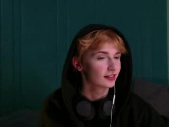 kessy_white webcam model stream image