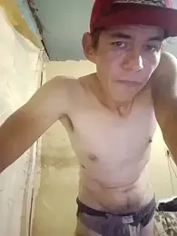 Cloud0nMycock webcam model stream image