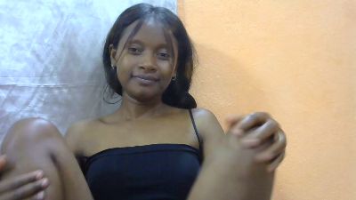 Britanie69 webcam model stream image
