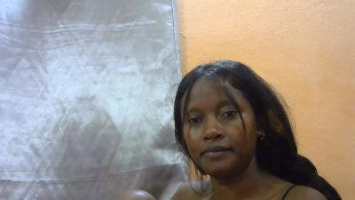 Britanie69 webcam model stream image