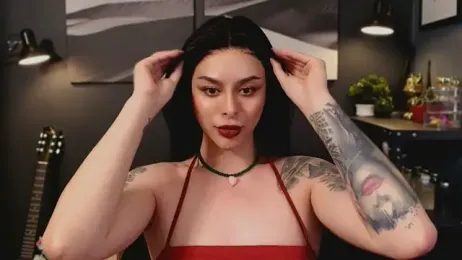 callmeLUNA webcam model stream image