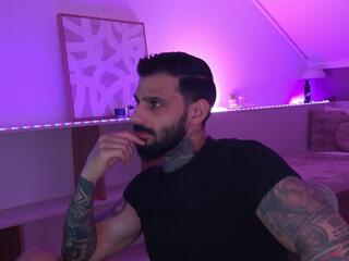 Ares Fayne webcam model stream image