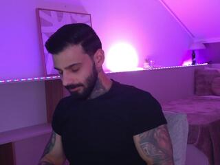 Ares Fayne webcam model stream image