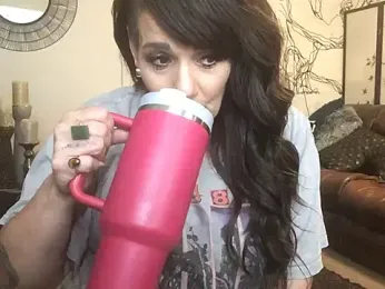 Xoxobigbooty webcam model stream image