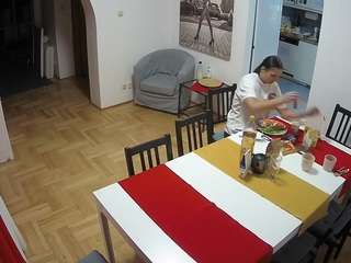 voyeurcam-julmodels-dining webcam model stream image