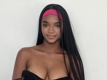 MiaSachs webcam model stream image